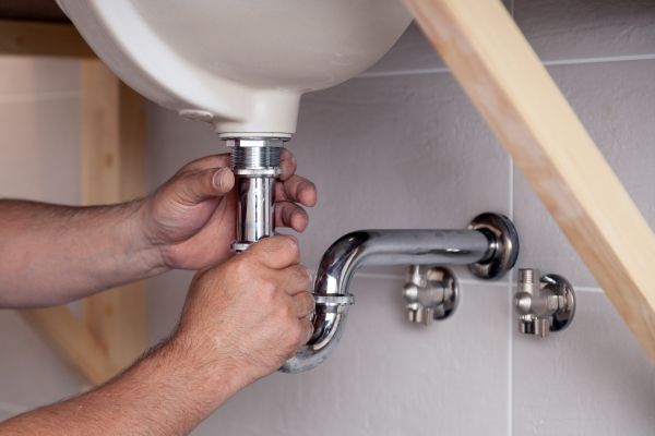 Cost of Sink Plumbing Installation in Largo