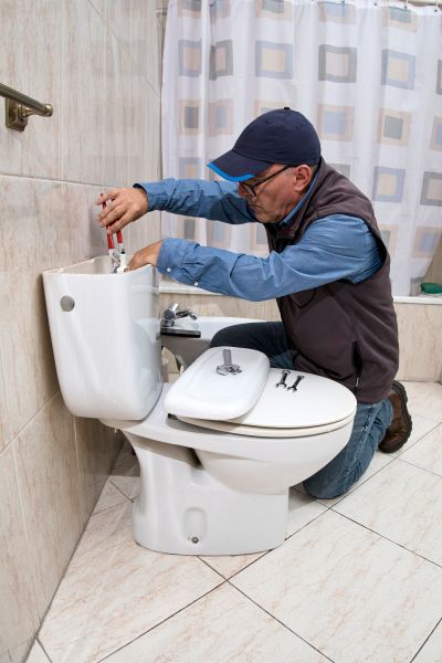 Cost of Broken Toilet Repair in Largo