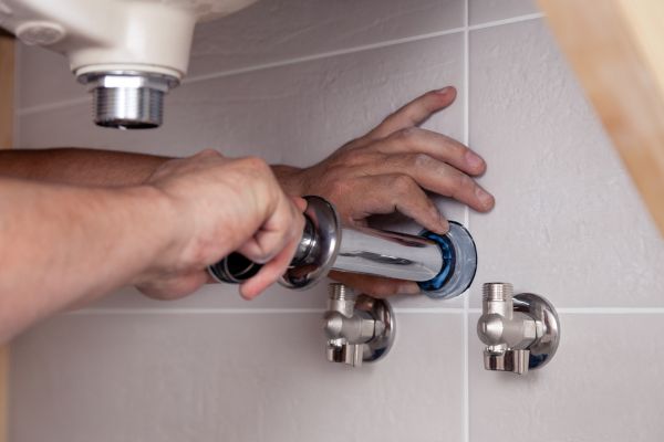Cost of Bathroom Sink Plumbing in Largo