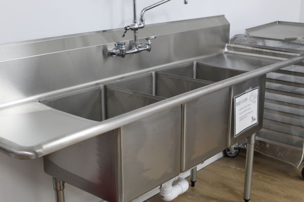 Cost of Utility Sink Installation in Largo