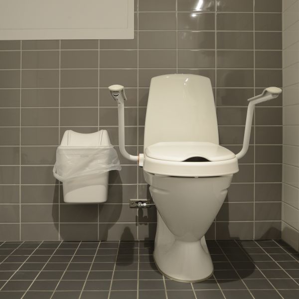 Cost of Commercial Toilet Repair in Largo